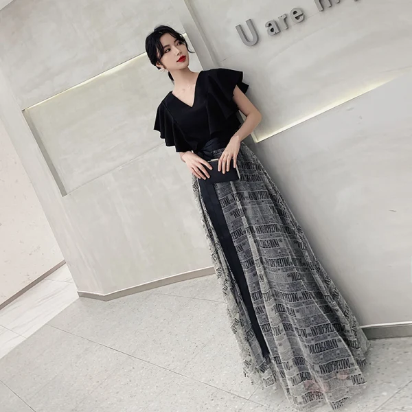 Mode Noire Noeud Robe De Bal 2021 Princesse V-Cou Manches Courtes Longue Promo Robe De Ceremonie
