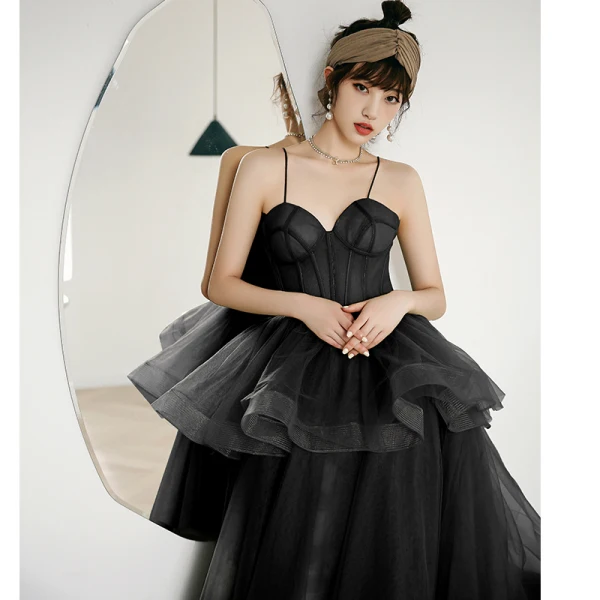 Chic / Beautiful Cascading Ruffles Sage Green Prom Dresses 2021 A-Line / Princess Spaghetti Straps Sleeveless Backless Court Train Prom Formal Dresses