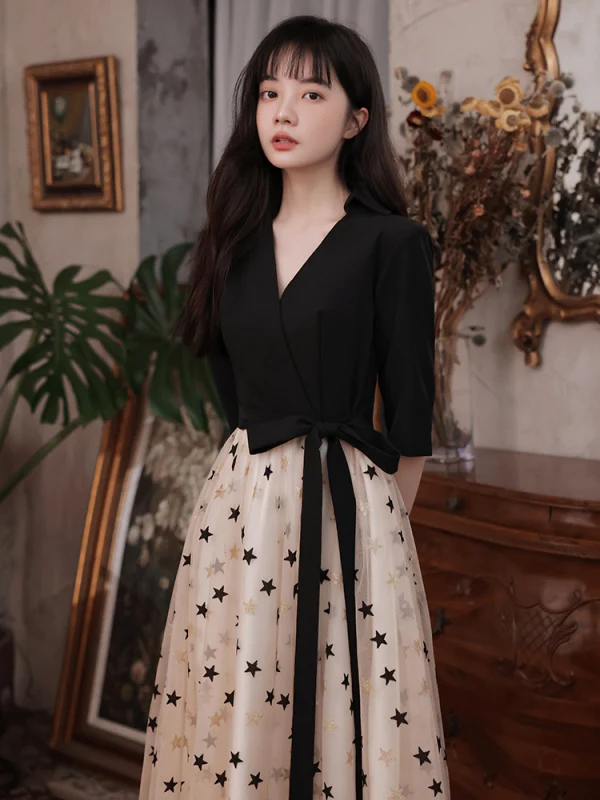 Fashion Black Homecoming Star Bow Graduation Dresses 2021 A-Line / Princess V-Neck 1/2 Sleeves Tea-length Formal Dresses