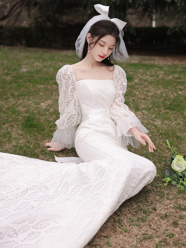 Charmant Ivory / Creme Spitze Blumen Brautkleider / Hochzeitskleider 2021 Meerjungfrau Eckiger Ausschnitt Schleife Glockenhülsen Rückenfreies Sweep / Pinsel Zug Hochzeit