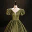Vintage Klee Grün Satin Ballkleider 2023 Ballkleid V-Ausschnitt Geschwollenes Kurze Ärmel Rückenfreies Lange Festliche Kleider