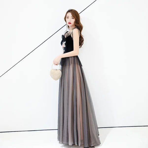 Chic / Belle Noire Robe De Soirée 2019 Princesse Bretelles Spaghetti En Dentelle Fleur Sans Manches Dos Nu Train De Balayage Robe De Ceremonie