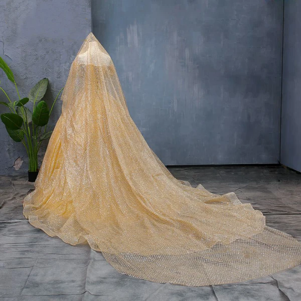 Scintillantes Doré Robe De Mariée 2019 Robe Boule De l'épaule Paillettes Manches Courtes Dos Nu Chapel Train