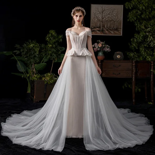Amazing / Unique Champagne Wedding Dresses 2019 A-Line / Princess Off-The-Shoulder Pearl Lace Flower Short Sleeve Backless Chapel Train