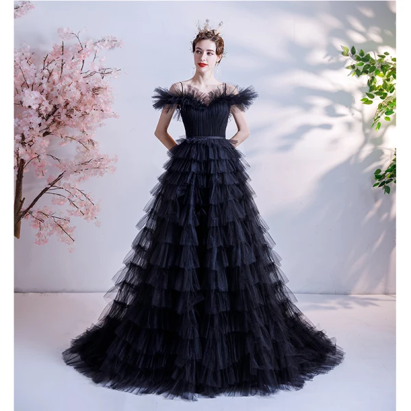 Chic / Beautiful Black Ruffle Prom Dresses 2021 A-Line / Princess Spaghetti Straps Short Sleeve Backless Sweep Train Formal Dresses