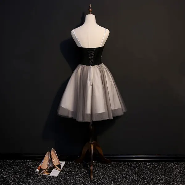 Sexy Black Cocktail Dresses 2018 A-Line / Princess Appliques Spaghetti Straps Backless Sleeveless Short Formal Dresses