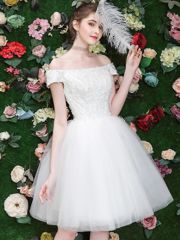 Sexy Ivoire Robe De Fete Bretelles croisées 2019 Princesse De l'épaule Paillettes En Dentelle Fleur Manches Courtes Dos Nu Courte Robe De Ceremonie