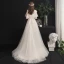 Légère Champagne Robe De Mariée 2019 Princesse Col Haut Perlage Cristal En Dentelle Fleur Manches Courtes Dos Nu Train De Balayage
