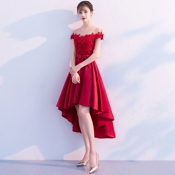 Chic Bordeaux Robe De Cocktail 2019 Princesse Encolure Dégagée En Dentelle Fleur Appliques Perle Paillettes Noeud Manches Courtes Asymétrique Robe De Ceremonie