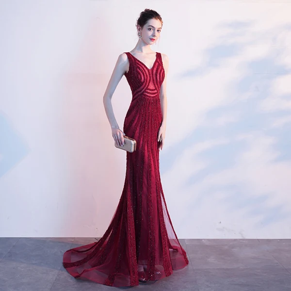 Luxury / Gorgeous Burgundy Evening Dresses 2019 Trumpet / Mermaid V-Neck Beading Crystal Sleeveless Backless Sweep Train Formal Dresses