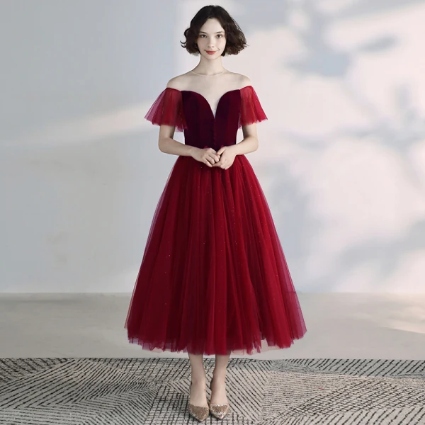 Chic / Beautiful Burgundy Prom Dresses 2019 A-Line / Princess Suede Scoop Neck Short Sleeve Backless Tea-length Formal Dresses