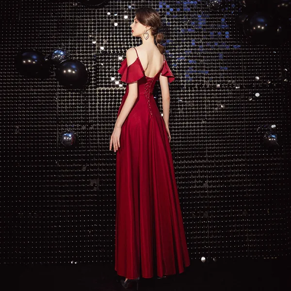 Chic / Belle Bordeaux Robe De Soirée 2020 Princesse Bretelles Spaghetti Noeud Manches Courtes Dos Nu Longue Robe De Ceremonie
