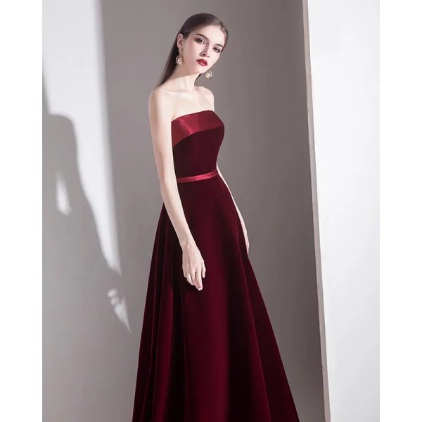 Elegant Burgundy Evening Dresses  2020 A-Line / Princess Suede Strapless Sleeveless Backless Floor-Length / Long Formal Dresses