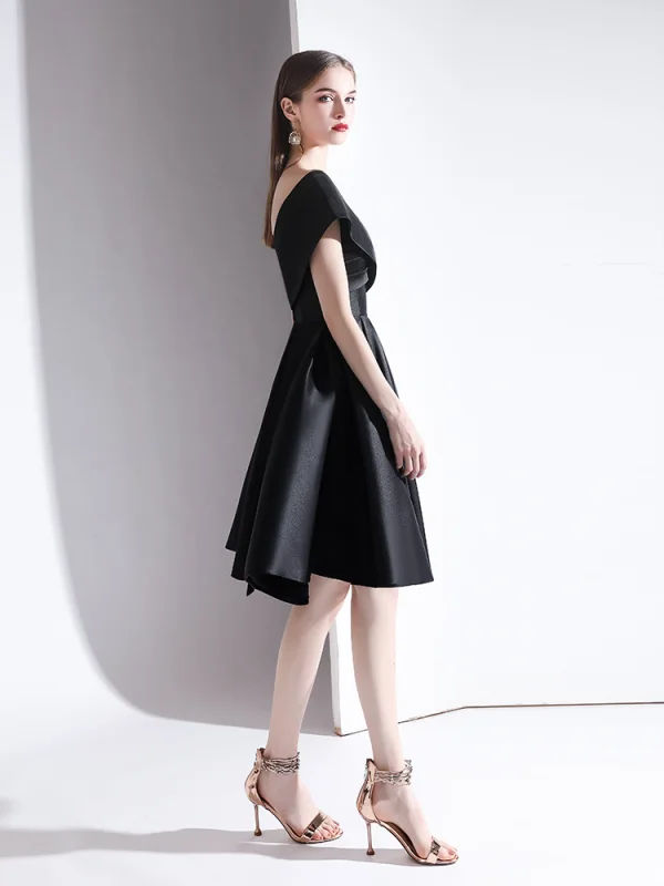 Classy Black Homecoming Graduation Dresses 2020 A-Line Princess V-Neck Short Sleeve Classy Black Homecoming Graduation Dresses 2020 A-Line Princess V-Neck Short Sleeve