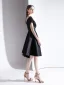 Classy Black Homecoming Graduation Dresses 2020 A-Line / Princess V-Neck Short Sleeve Backless Knee-Length Formal Dresses