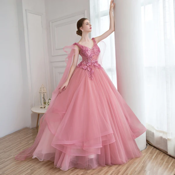 Chic / Beautiful Pearl Pink Cascading Ruffles Formal Dresses 2018 Ball Gown Lace Appliques Pearl V-Neck Sleeveless Watteau Train Backless Floor-Length / Long Prom Dresses