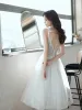 Fashion Charming White Homecoming Graduation Dresses 2021 A-Line / Princess Spaghetti Straps Sequins Sleeveless Backless Tea-length Formal Dresses