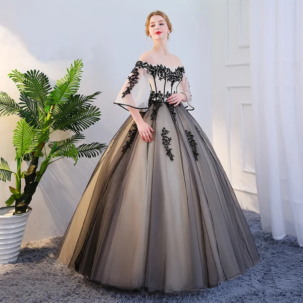 Elegant Black Quinceañera Prom Dresses 2018 Ball Gown Lace Appliques Off-The-Shoulder Backless 1/2 Sleeves Floor-Length / Long Formal Dresses