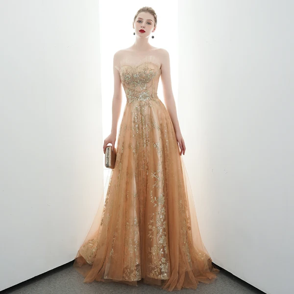 Charmant Gold Abendkleider 2020 A Linie Bandeau Perlenstickerei Pailletten Spitze Blumen Ärmellos Rückenfreies Sweep / Pinsel Zug Festliche Kleider