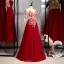 Chic / Belle Bordeaux Robe De Soirée 2020 Princesse Encolure Dégagée Perlage Perle En Dentelle Fleur 1/2 Manches Longue Robe De Ceremonie