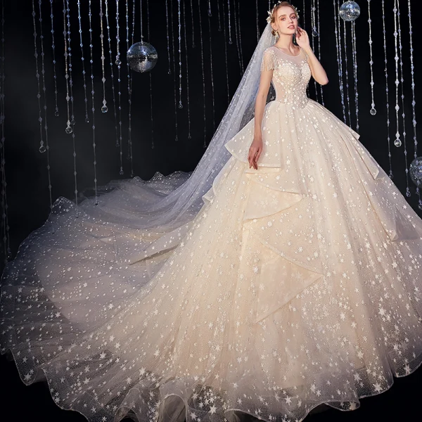 Luxury / Gorgeous Champagne Wedding Dresses 2020 Ball Gown Scoop Neck Beading Tassel Sequins Lace Flower Appliques Sleeveless Backless Royal Train