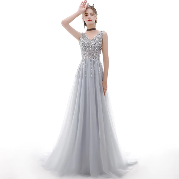 Charmant Argenté Robe De Soirée 2020 Princesse V-Cou Perlage Paillettes Sans Manches Dos Nu Train De Balayage Robe De Ceremonie
