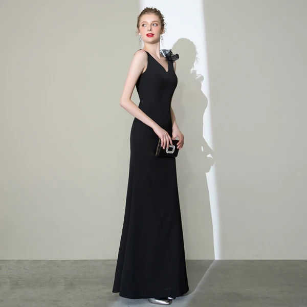Élégant Couleur Unie Noire Robe De Soirée 2020 Trompette / Sirène V-Cou Sans Manches Dos Nu Longue Robe De Ceremonie