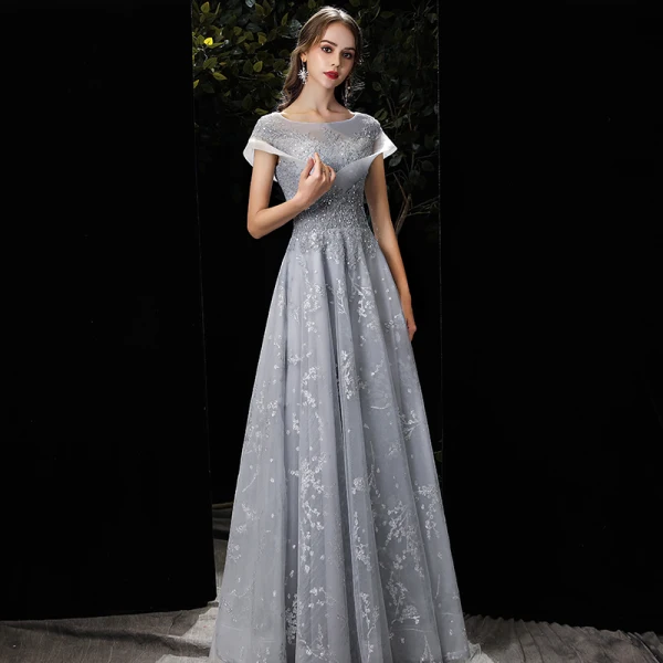 Élégant Gris Robe De Soirée 2020 Princesse Encolure Dégagée Perlage Paillettes En Dentelle Fleur Manches Courtes Dos Nu Longue Robe De Ceremonie