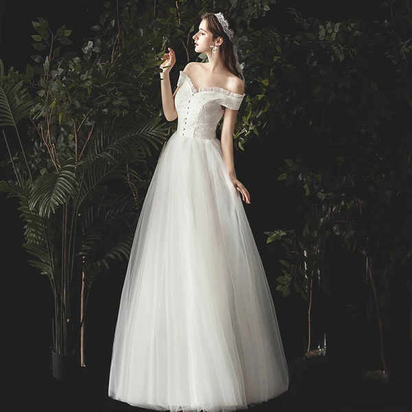Charmant Ivoire Robe De Mariée 2020 Princesse Volants De l'épaule En Dentelle Fleur Sans Manches Dos Nu Longue
