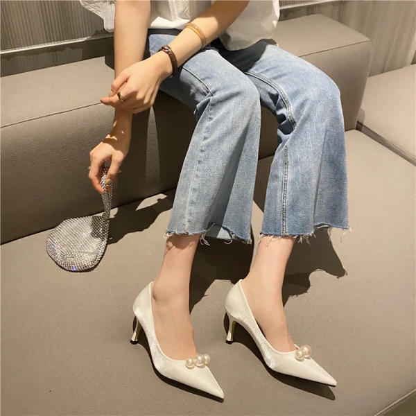 Fashion White Dating Pearl Pumps 2021 7 cm Stiletto Heels Pointed Toe Pumps High Heels