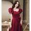 Chic / Belle Bordeaux Cocktail Soirée Robe De Bal 2021 Satin Princesse Encolure Carrée Gonflée Manches Courtes Noeud Dos Nu Perle Faux Diamant Longue Robe De Ceremonie