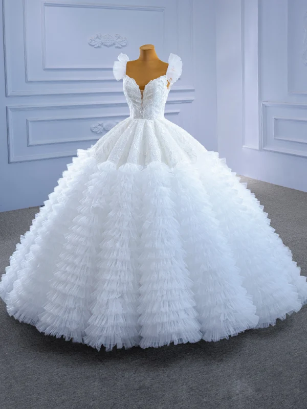 Luxus / Herrlich Weiß Plissee Spitze Blumen Brautkleider / Hochzeitskleider 2021 Ballkleid Eckiger Ausschnitt Perlenstickerei Pailletten Ärmellos Rückenfreies Kapelle-Schleppe Hochzeit