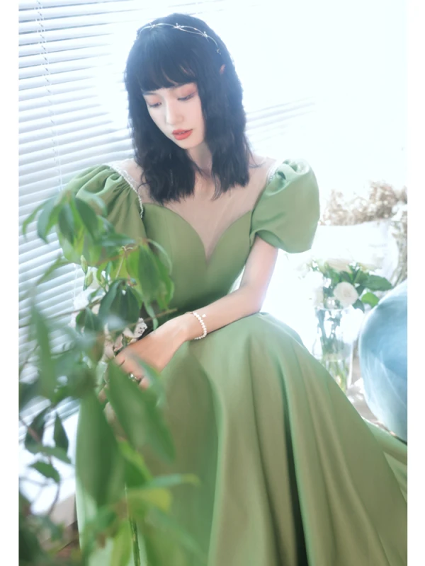 Chic / Beautiful Sage Green Prom Dresses 2021 A-Line / Princess Scoop Neck Beading Backless Puffy Short Sleeve Floor-Length / Long Formal Dresses