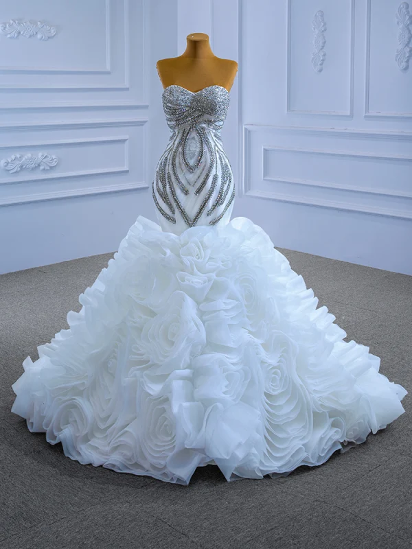 Luxury / Gorgeous High-end White Beading Rhinestone Cascading Ruffles Wedding Dresses 2021 Trumpet / Mermaid Off-The-Shoulder Sleeveless Backless Chapel Train Wedding