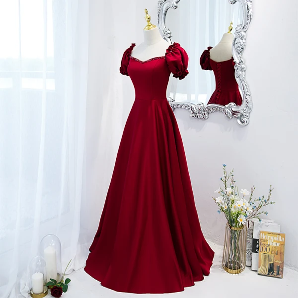 Chic / Beautiful Burgundy Prom Dresses 2021 Satin A-Line / Princess Square Neckline Beading Ruffle Short Sleeve Backless Floor-Length / Long Formal Dresses