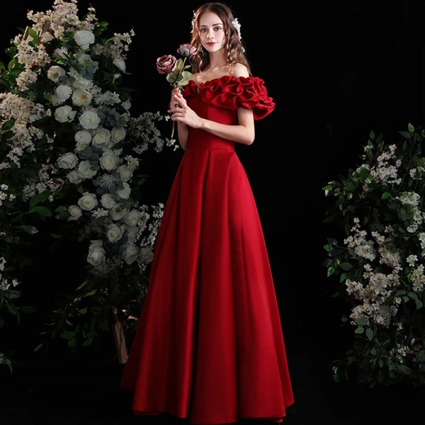 Elegant Burgundy Prom Dresses 2021 A-Line / Princess Backless Ruffle Floor-Length / Long Satin Off-The-Shoulder Prom Short Sleeve Formal Dresses