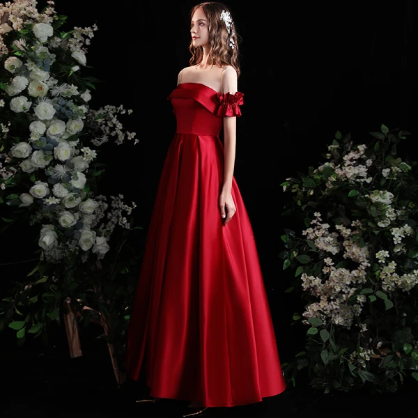 Elegant Burgundy Satin Prom Dresses 2021 A-Line / Princess Scoop Neck Ruffle Short Sleeve Backless Floor-Length / Long Formal Dresses