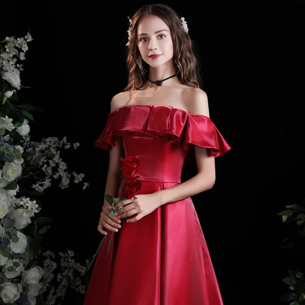 Modest / Simple Burgundy Satin Prom Dresses 2021 A-Line / Princess Off-The-Shoulder Short Sleeve Backless Floor-Length / Long Formal Dresses