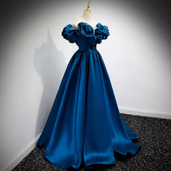 Fashion Royal Blue Satin Prom Dresses 2021 A-Line / Princess Ruffle Off-The-Shoulder Sleeveless Backless Floor-Length / Long Prom Formal Dresses