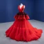 Inhabituel Rouge Volants en Cascade Robe De Mariée 2021 Robe Boule Volants V-Cou Sans Manches Dos Nu Chapel Train Mariage