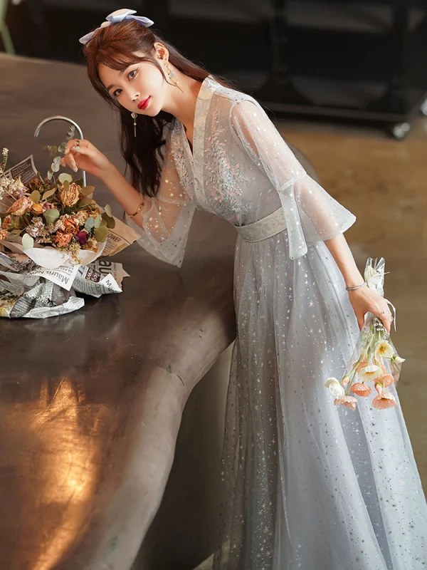 Fashion Sky Blue Lace Flower Bridesmaid Dresses 2021 A-Line / Princess V-Neck Pearl Sequins Bell sleeves Floor-Length / Long Wedding Party Dresses