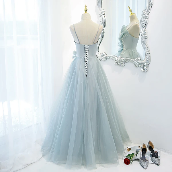 Élégant Bleu Ciel Volants Robe De Bal 2021 Princesse Bretelles Spaghetti Perlage Perle Paillettes Sans Manches Dos Nu Longue Robe De Ceremonie