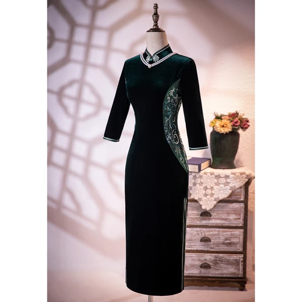 Vintage / Retro Dark Green Velour Embroidered Cheongsam Evening Dresses 2021 Trumpet / Mermaid Suede High Neck 1/2 Sleeves Split Front Tea-length Formal Dresses