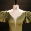 Vintage Klee Grün Satin Ballkleider 2023 Ballkleid V-Ausschnitt Geschwollenes Kurze Ärmel Rückenfreies Lange Festliche Kleider