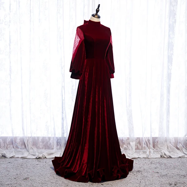 Élégant Bordeaux Robe De Soirée 2020 Princesse Daim Col Haut Manches Longues Dos Nu Noeud Train De Balayage Robe De Ceremonie