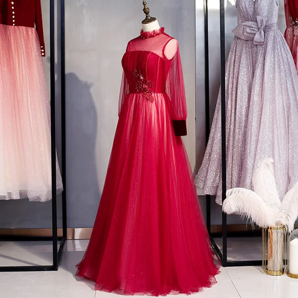 Élégant Bordeaux Robe De Bal 2020 Princesse Col Haut Perlage Paillettes En Dentelle Fleur Manches Longues Dos Nu Longue Robe De Ceremonie
