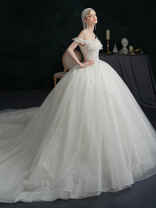 Simple Ivoire Robe De Mariée 2021 Robe Boule De l'épaule Perlage Cristal Paillettes Sans Manches Dos Nu Royal Train Mariage