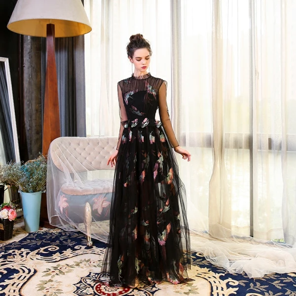 Style Chinois Noire Robe De Soirée 2018 Princesse Brodé Transparentes Encolure Dégagée Manches Longues Longue Robe De Ceremonie