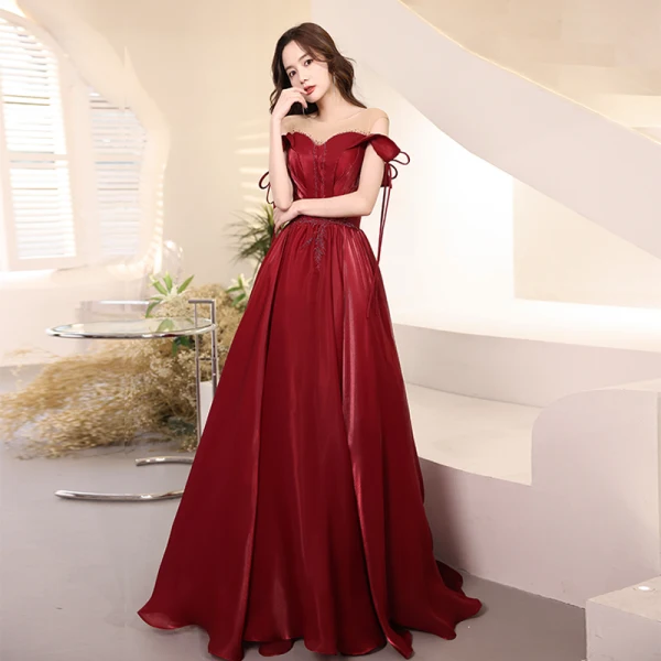Charming Burgundy Beading Crystal Evening Dresses  2021 A-Line / Princess Scoop Neck Short Sleeve Backless Chapel Train Evening Party Formal Dresses