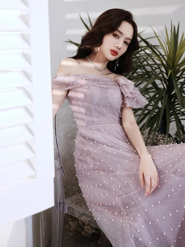 Chic / Beautiful Lavender Pearl Prom Dresses A-Line / Princess 2021 Off-The-Shoulder Sleeveless Backless Tea-length Prom Formal Dresses
